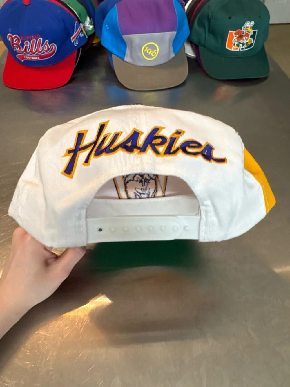 Vintage Washington Huskies Hat